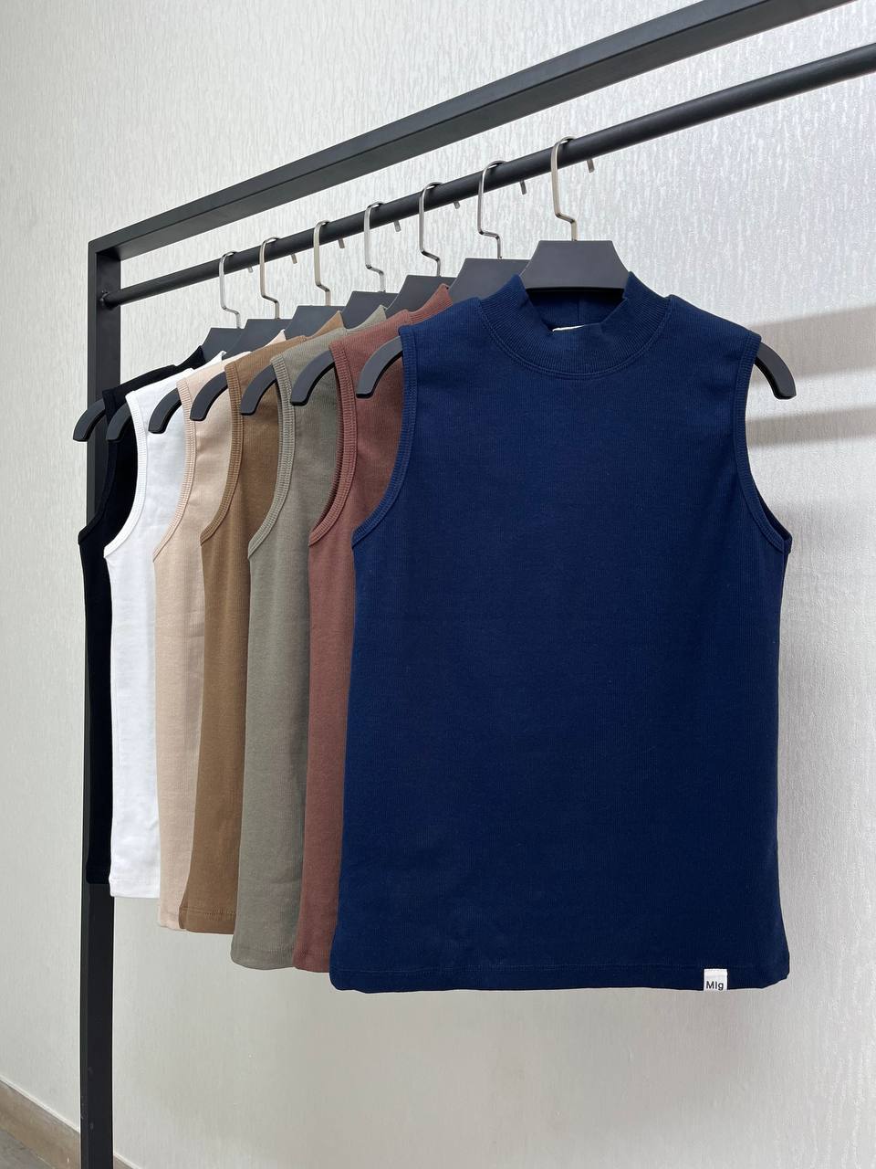 تاپ کبریتی یقه ایستاده کشبافت درجه یک